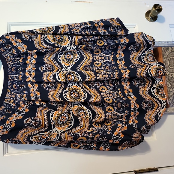 Valerie Stevens blouse - Picture 2 of 5